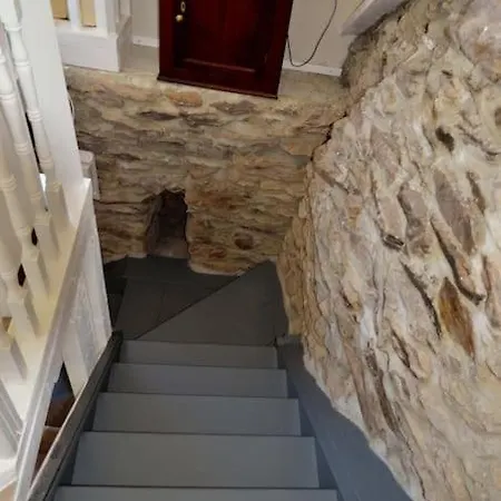 Secluded Nestled In The Beara Peninsula Nyaraló