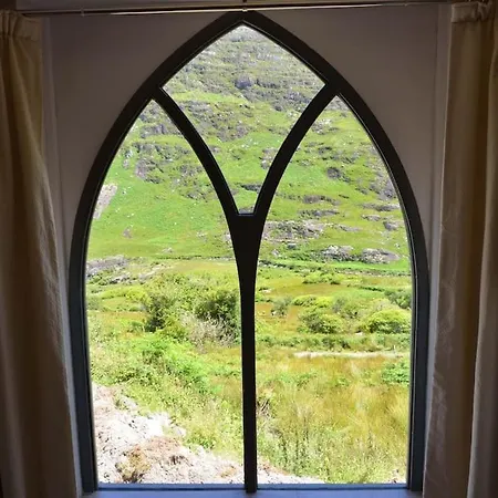 Secluded Nestled In The Beara Peninsula Feriehus