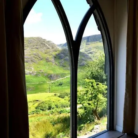 Secluded Nestled In The Beara Peninsula *