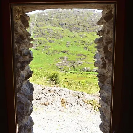 Secluded Nestled In The Beara Peninsula Killarney