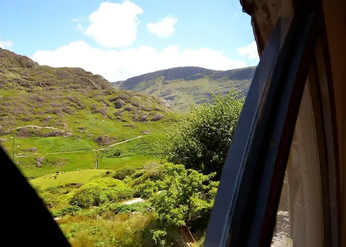 Secluded Nestled In The Beara Peninsula 基拉尼